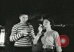 Standbild 1950Winter Mode in Amerika Bear Mountain New York USA, 1956, aus Sekunde 28 historischem Filmmaterial Videoclip 65675064662