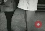 Standbild 1950Winter Mode in Amerika Bear Mountain New York USA, 1956, aus Sekunde 32 historischem Filmmaterial Videoclip 65675064662