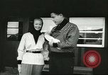 Standbild 1950Winter Mode in Amerika Bear Mountain New York USA, 1956, aus Sekunde 42 historischem Filmmaterial Videoclip 65675064662