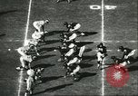 Standbild Fußballspiel California United States USA, 1956, aus Sekunde 6 historischem Filmmaterial Videoclip 65675064663