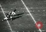Standbild Fußballspiel California United States USA, 1956, aus Sekunde 21 historischem Filmmaterial Videoclip 65675064663