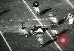 Standbild Fußballspiel California United States USA, 1956, aus Sekunde 24 historischem Filmmaterial Videoclip 65675064663