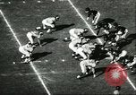 Standbild Fußballspiel California United States USA, 1956, aus Sekunde 25 historischem Filmmaterial Videoclip 65675064663