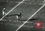 Standbild Fußballspiel California United States USA, 1956, aus Sekunde 33 historischem Filmmaterial Videoclip 65675064663