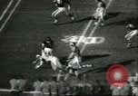 Standbild Fußballspiel California United States USA, 1956, aus Sekunde 45 historischem Filmmaterial Videoclip 65675064663