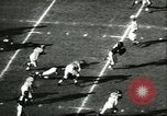 Standbild Fußballspiel California United States USA, 1956, aus Sekunde 54 historischem Filmmaterial Videoclip 65675064663