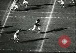 Standbild Fußballspiel California United States USA, 1956, aus Sekunde 55 historischem Filmmaterial Videoclip 65675064663