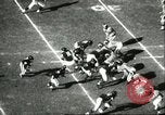 Standbild Fußballspiel California United States USA, 1956, aus Sekunde 62 historischem Filmmaterial Videoclip 65675064663