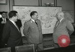 Immagine di Dignitario Mosca Unione Sovietica, 1956, secondo 40 filmato di repertorio 65675064669