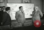 Immagine di Dignitario Mosca Unione Sovietica, 1956, secondo 58 filmato di repertorio 65675064669