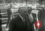 Image Adenauer répond à Dulles United States USA, 1956, de la seconde 19 séquences d'archives historiques vidéo 65675064671