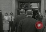 Image Adenauer répond à Dulles United States USA, 1956, de la seconde 25 séquences d'archives historiques vidéo 65675064671