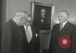 Image Adenauer répond à Dulles United States USA, 1956, de la seconde 34 séquences d'archives historiques vidéo 65675064671