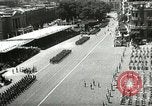 Standbild ägyptischen Streitkräfte paradieren in Platz der Republik Kairo Ägypten, 1956, aus Sekunde 3 historischem Filmmaterial Videoclip 65675064673