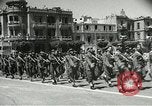 Standbild ägyptischen Streitkräfte paradieren in Platz der Republik Kairo Ägypten, 1956, aus Sekunde 9 historischem Filmmaterial Videoclip 65675064673