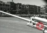 Standbild ägyptischen Streitkräfte paradieren in Platz der Republik Kairo Ägypten, 1956, aus Sekunde 40 historischem Filmmaterial Videoclip 65675064673