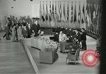 Standbild Würdenträger Europa, 1950, aus Sekunde 21 historischem Filmmaterial Videoclip 65675064675