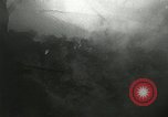 Standbild Bombe beschädigte Gebäude Europa, 1955, aus Sekunde 17 historischem Filmmaterial Videoclip 65675064679