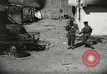 Standbild Bombe beschädigte Gebäude Europa, 1955, aus Sekunde 37 historischem Filmmaterial Videoclip 65675064679