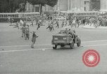 Standbild Ausschreitungen Rom Italien, 1955, aus Sekunde 5 historischem Filmmaterial Videoclip 65675064680