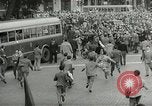 Standbild Ausschreitungen Rom Italien, 1955, aus Sekunde 29 historischem Filmmaterial Videoclip 65675064680