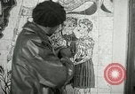 Standbild Demonstrationen auf der Straße Hegyeshalom Ungarn, 1956, aus Sekunde 18 historischem Filmmaterial Videoclip 65675064683