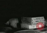 Standbild Demonstrationen auf der Straße Hegyeshalom Ungarn, 1956, aus Sekunde 44 historischem Filmmaterial Videoclip 65675064683