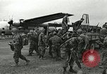 Standbild Truppen Europa, 1956, aus Sekunde 18 historischem Filmmaterial Videoclip 65675064684