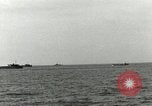 Standbild europäische Truppen Mittelmeer, 1956, aus Sekunde 16 historischem Filmmaterial Videoclip 65675064685