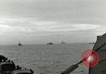 Standbild europäische Truppen Mittelmeer, 1956, aus Sekunde 27 historischem Filmmaterial Videoclip 65675064685