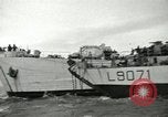 Standbild europäische Truppen Ägypten, 1956, aus Sekunde 12 historischem Filmmaterial Videoclip 65675064686