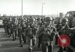 Standbild europäische Truppen Ägypten, 1956, aus Sekunde 13 historischem Filmmaterial Videoclip 65675064691