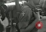 Standbild europäische Truppen Ägypten, 1956, aus Sekunde 15 historischem Filmmaterial Videoclip 65675064691