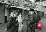 Standbild europäische Truppen Ägypten, 1956, aus Sekunde 34 historischem Filmmaterial Videoclip 65675064691