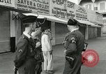 Standbild europäische Truppen Ägypten, 1956, aus Sekunde 35 historischem Filmmaterial Videoclip 65675064691
