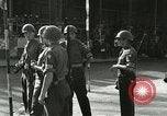 Standbild europäische Truppen Ägypten, 1956, aus Sekunde 32 historischem Filmmaterial Videoclip 65675064692
