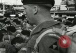 Standbild europäische Truppen Ägypten, 1956, aus Sekunde 39 historischem Filmmaterial Videoclip 65675064692