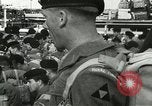 Standbild europäische Truppen Ägypten, 1956, aus Sekunde 41 historischem Filmmaterial Videoclip 65675064692