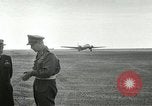 Standbild Offiziere Ägypten, 1956, aus Sekunde 12 historischem Filmmaterial Videoclip 65675064693