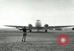 Standbild Offiziere Ägypten, 1956, aus Sekunde 58 historischem Filmmaterial Videoclip 65675064693