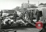Standbild europäische Truppen Ägypten, 1956, aus Sekunde 13 historischem Filmmaterial Videoclip 65675064694