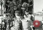 Standbild europäische Truppen Ägypten, 1956, aus Sekunde 18 historischem Filmmaterial Videoclip 65675064694