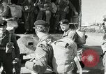 Standbild europäische Truppen Ägypten, 1956, aus Sekunde 19 historischem Filmmaterial Videoclip 65675064694