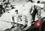 Standbild europäische Truppen Ägypten, 1956, aus Sekunde 44 historischem Filmmaterial Videoclip 65675064694