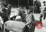 Standbild europäische Truppen Ägypten, 1956, aus Sekunde 58 historischem Filmmaterial Videoclip 65675064694