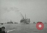 Standbild europäische Schiffe Ägypten, 1956, aus Sekunde 3 historischem Filmmaterial Videoclip 65675064695