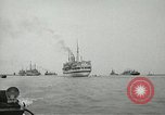 Standbild europäische Schiffe Ägypten, 1956, aus Sekunde 8 historischem Filmmaterial Videoclip 65675064695