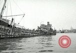 Standbild europäische Schiffe Ägypten, 1956, aus Sekunde 19 historischem Filmmaterial Videoclip 65675064695