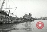 Standbild europäische Schiffe Ägypten, 1956, aus Sekunde 21 historischem Filmmaterial Videoclip 65675064695