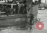 Standbild europäische Schiffe Ägypten, 1956, aus Sekunde 3 historischem Filmmaterial Videoclip 65675064696